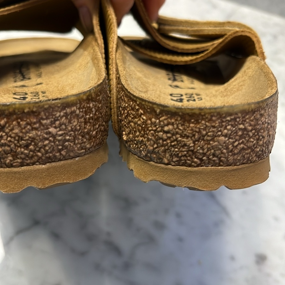 Birkenstock Kyoto Suede Embossed Sandal Size 9 NWT - Picture 10 of 13